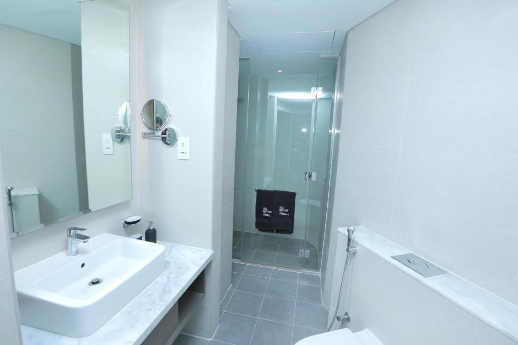 Damac Maison Prive Deluxe Studio With Burj-Khalifa View Dubaj Zewnętrze zdjęcie