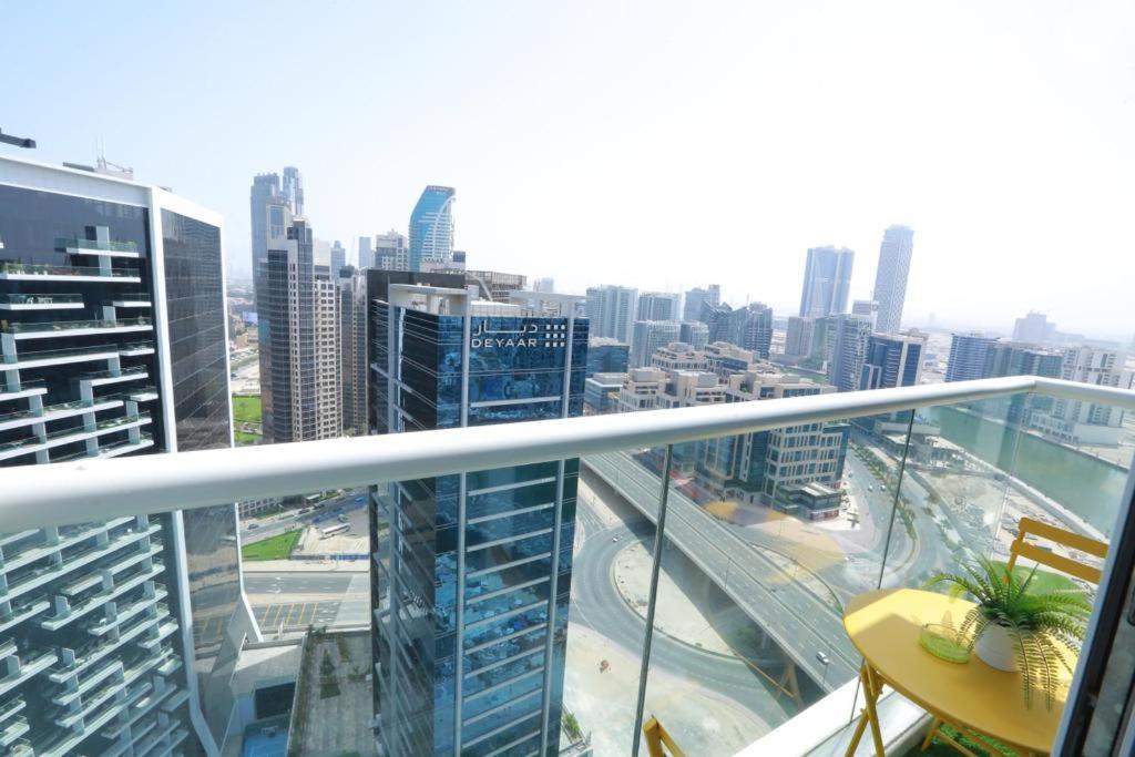 Damac Maison Prive Deluxe Studio With Burj-Khalifa View Dubaj Zewnętrze zdjęcie